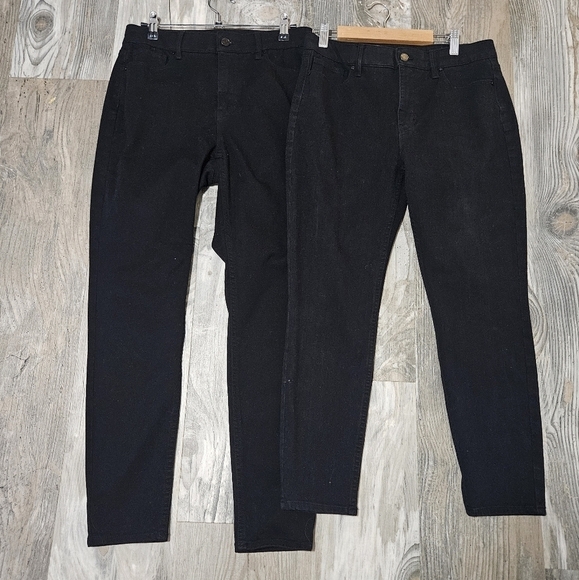 Two White House Black Market jeans size 4s/4 - Picture 1 of 16